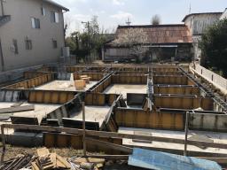 基礎立上り 型枠工